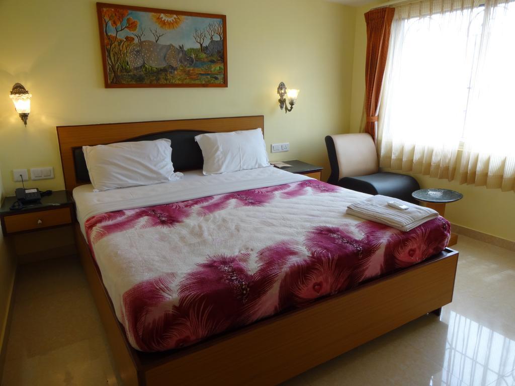Hotel Nahar Manchester Inn Coimbatore Exterior foto