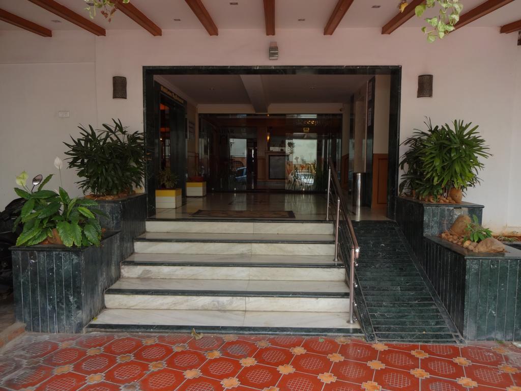 Hotel Nahar Manchester Inn Coimbatore Exterior foto