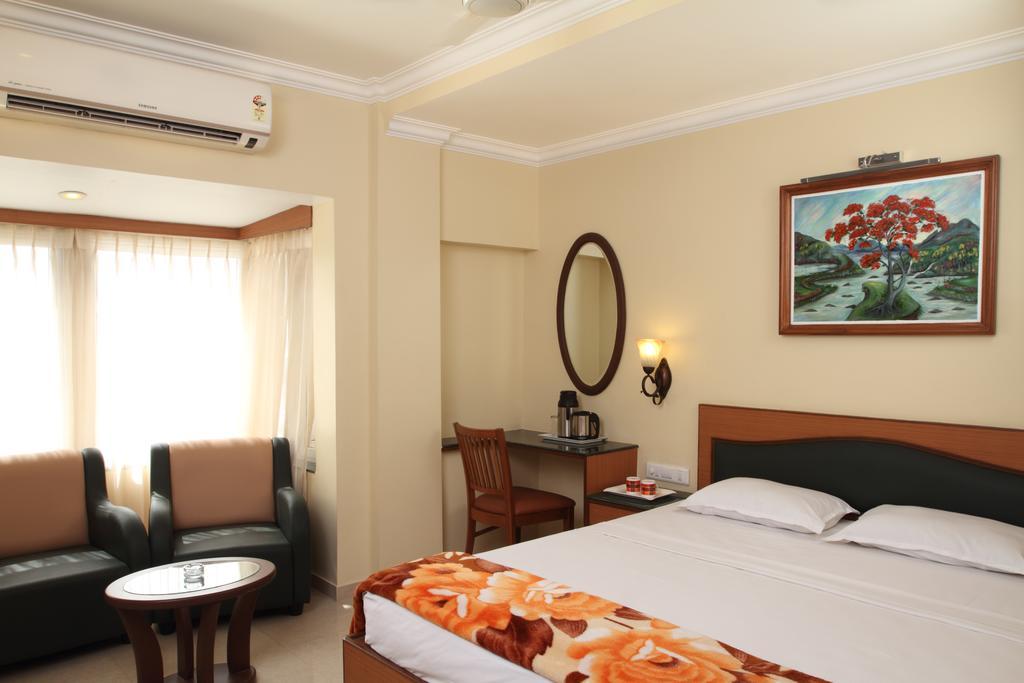 Hotel Nahar Manchester Inn Coimbatore Exterior foto