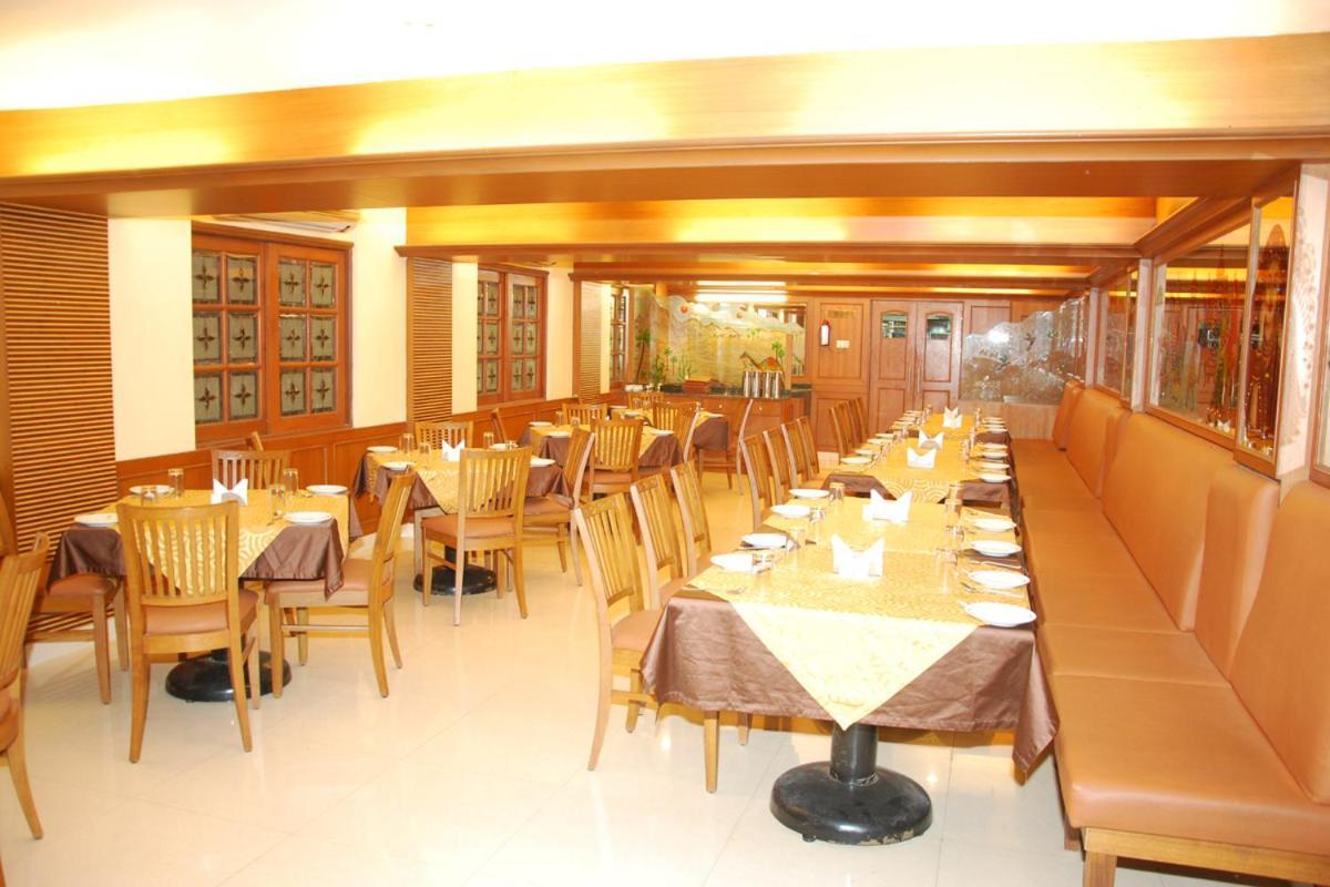 Hotel Nahar Manchester Inn Coimbatore Exterior foto